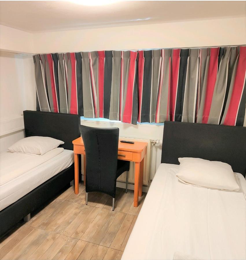 Hotel Holland Lodge Утрехт Экстерьер фото