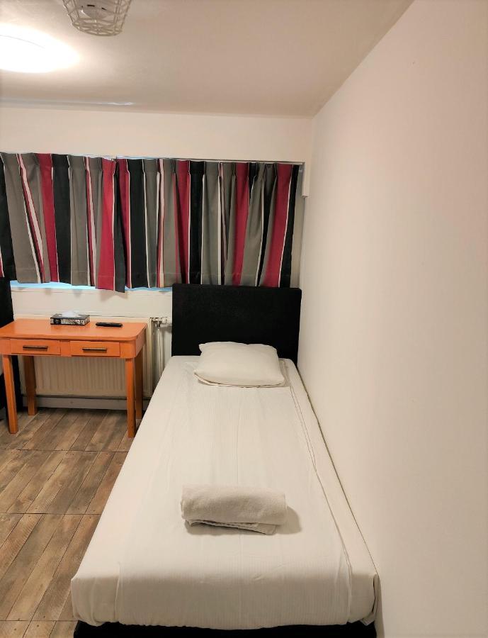 Hotel Holland Lodge Утрехт Экстерьер фото