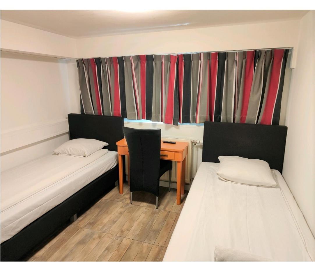 Hotel Holland Lodge Утрехт Экстерьер фото