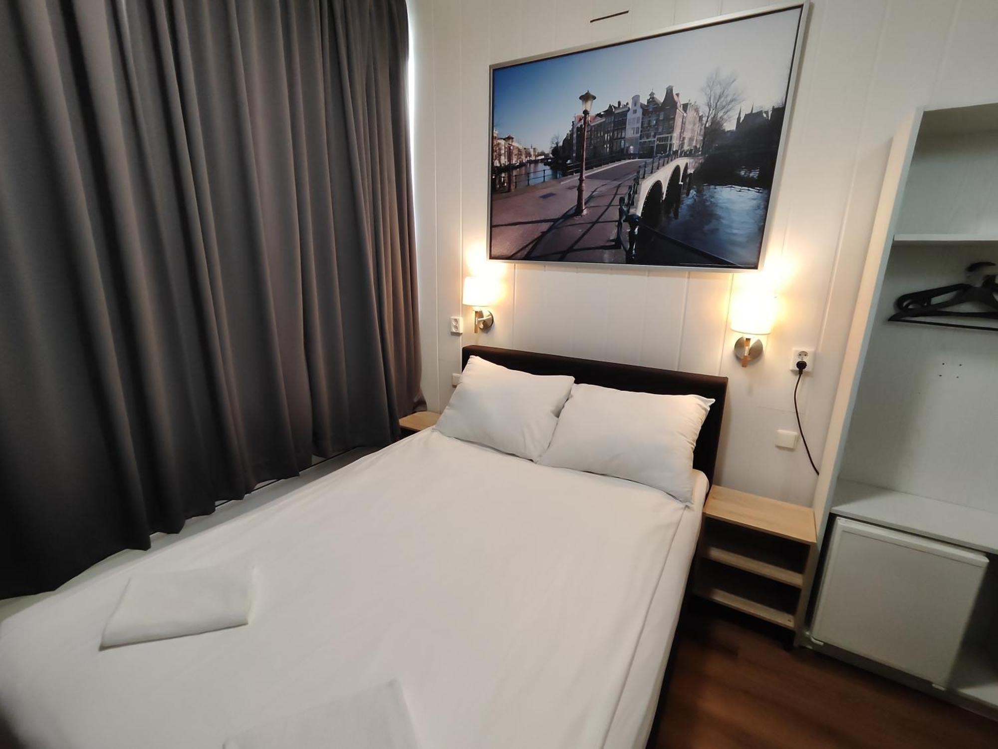 Hotel Holland Lodge Утрехт Экстерьер фото