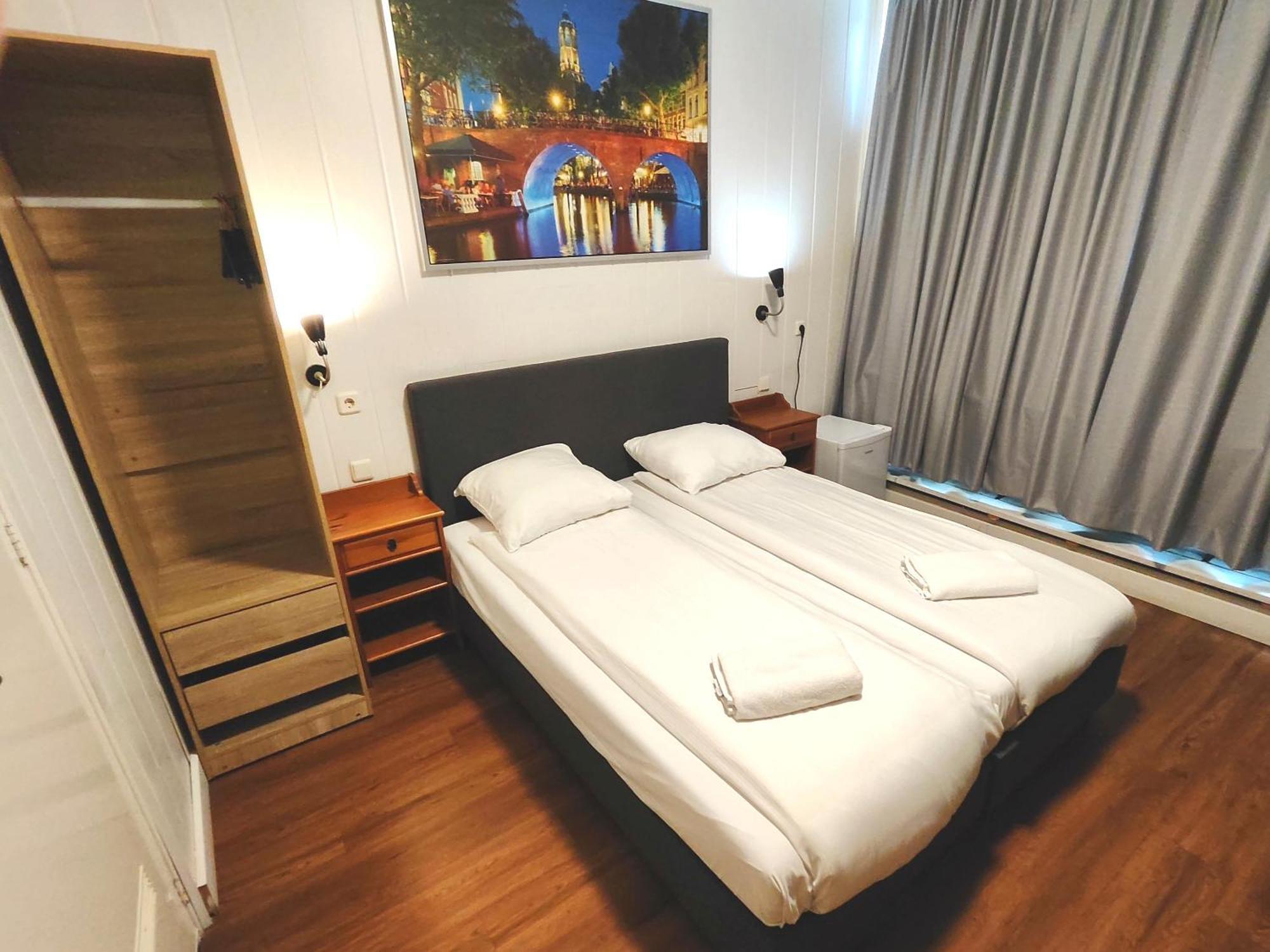 Hotel Holland Lodge Утрехт Экстерьер фото