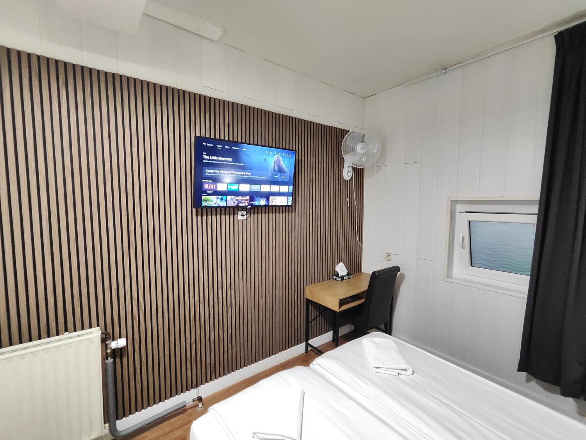 Hotel Holland Lodge Утрехт Экстерьер фото