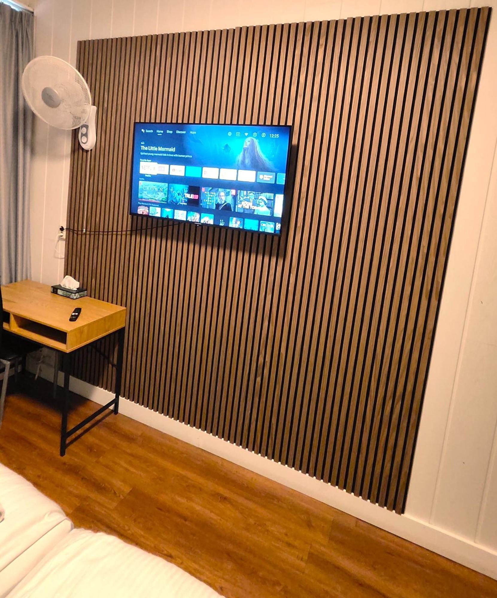 Hotel Holland Lodge Утрехт Экстерьер фото