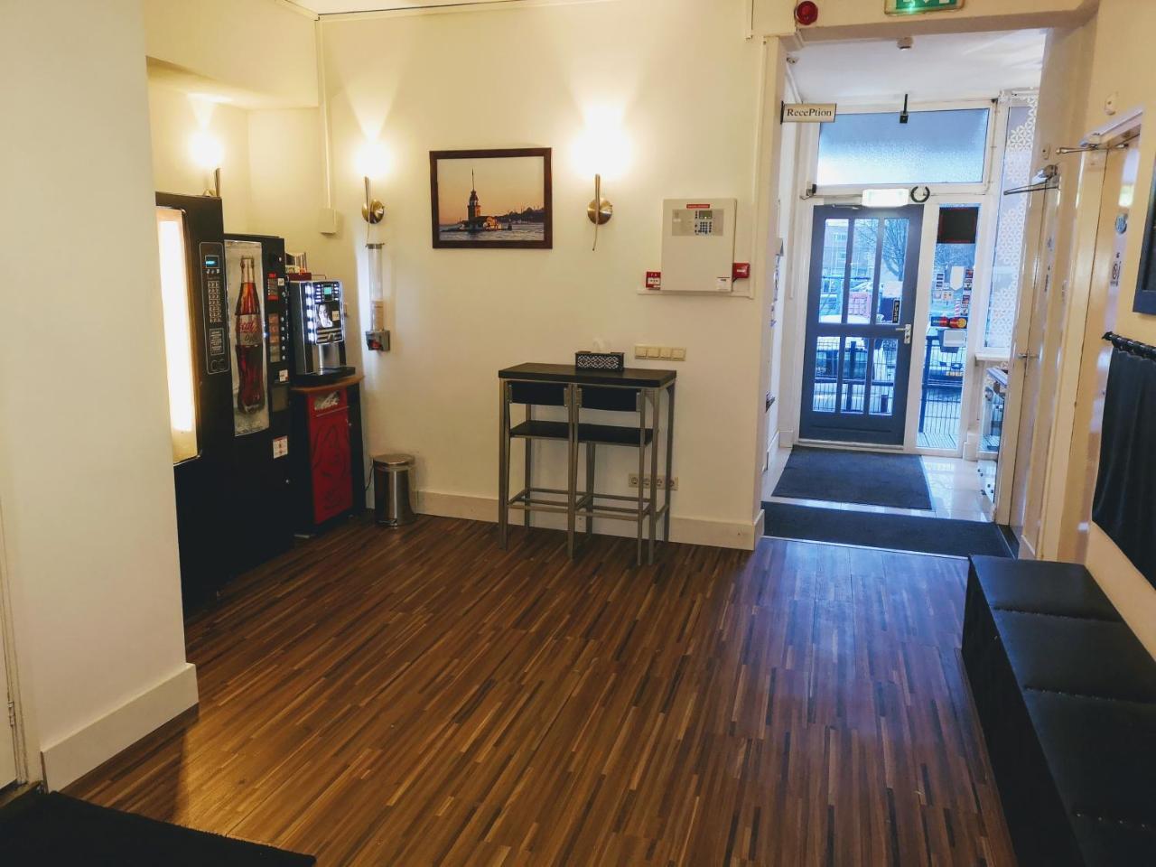 Hotel Holland Lodge Утрехт Экстерьер фото